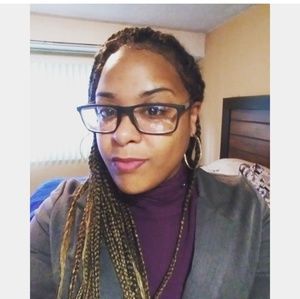 Meet your Posher, Tara